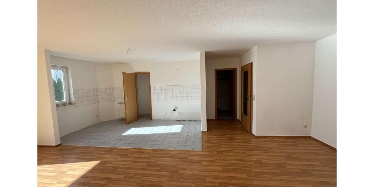 Etagenwohnung Halberstadt - 3 Zimmer, 86 m&sup2;, 472&euro; | Angebot:25903041