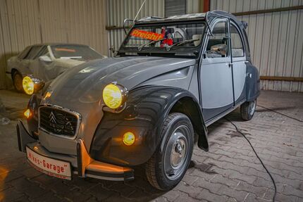 Citroen 2 CV 68.000 km 24.900 &euro; Hamburg 21031