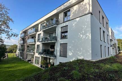 Bezugsfrei ab 01.02.26 - Traumhafte Wohnung mit Blick ins Grüne 4 zimmer