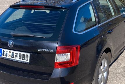 Skoda Octavia 201.200 km 8.990 &euro; Ammersbek 22949