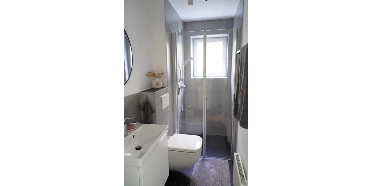 Erdgeschoßwohnung Starnberg - 4 Zimmer, 120 m&sup2;, 2.390&euro; | Angebot:24842132