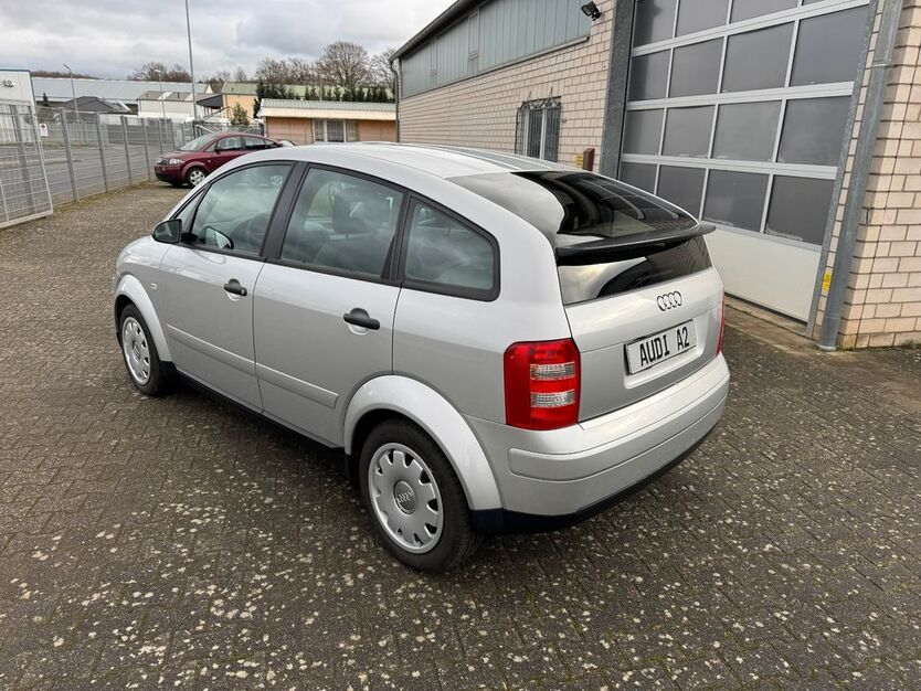 Audi A2 57.200 km 8.950 € Mechernich 53894