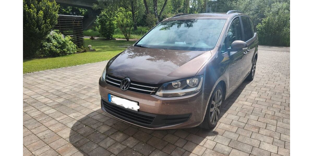 VW Sharan 12.000 km 9.000 &euro; Rot am See 74585