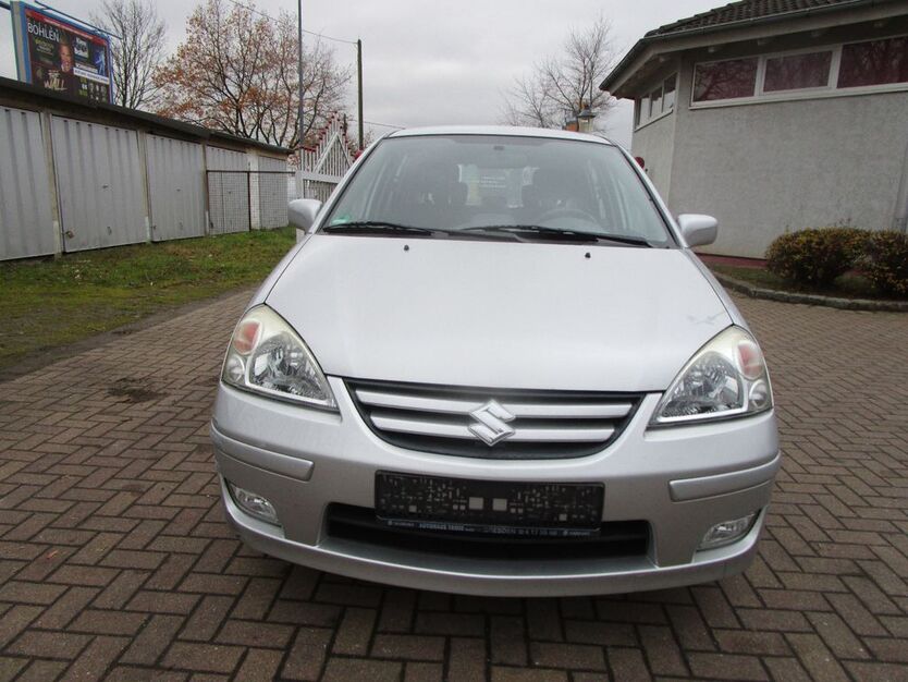 Suzuki Liana 187.372 km 1.899 € Dresden 01237