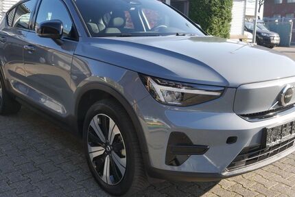 Volvo C40 50.677 km 27.950 &euro; Düsseldorf 40233