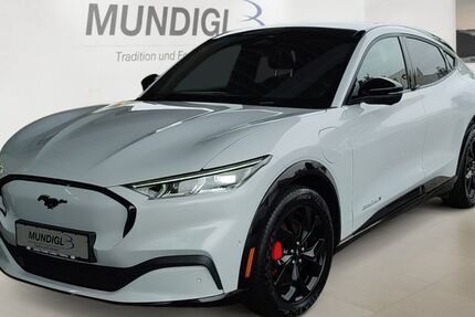 Ford Mustang Mach-E 19.681 km 46.730 &euro; Landshut 84030