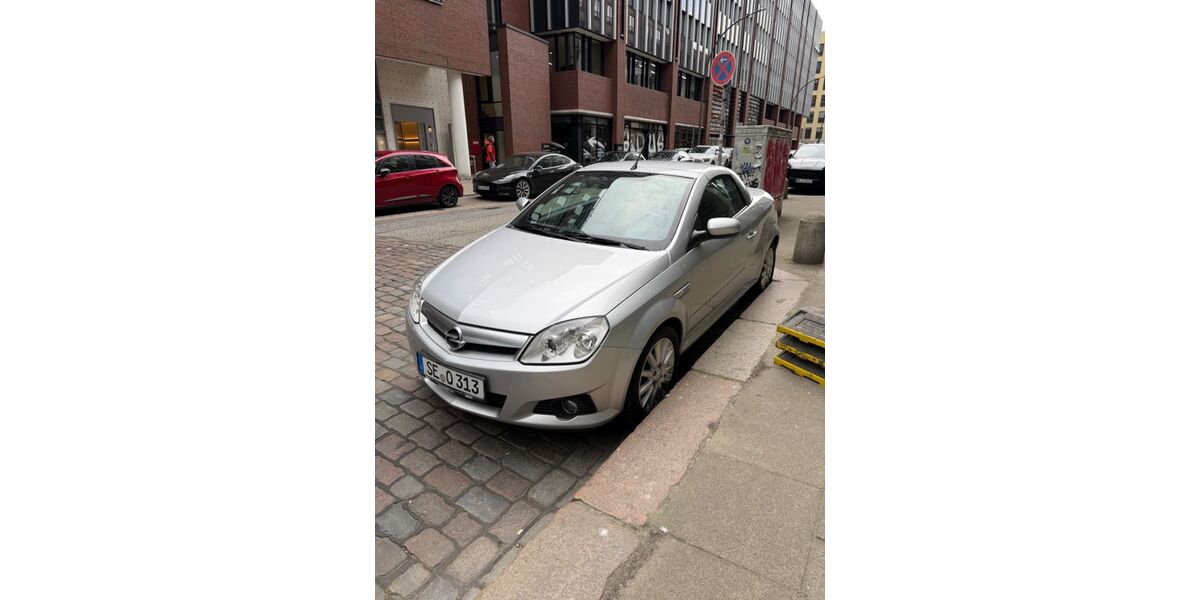 Opel Tigra 99.000 km 3.200 &euro; Itzstedt 23845