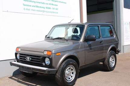 Lada Taiga 76.600 km 9.990 &euro; Lampertheim 68623