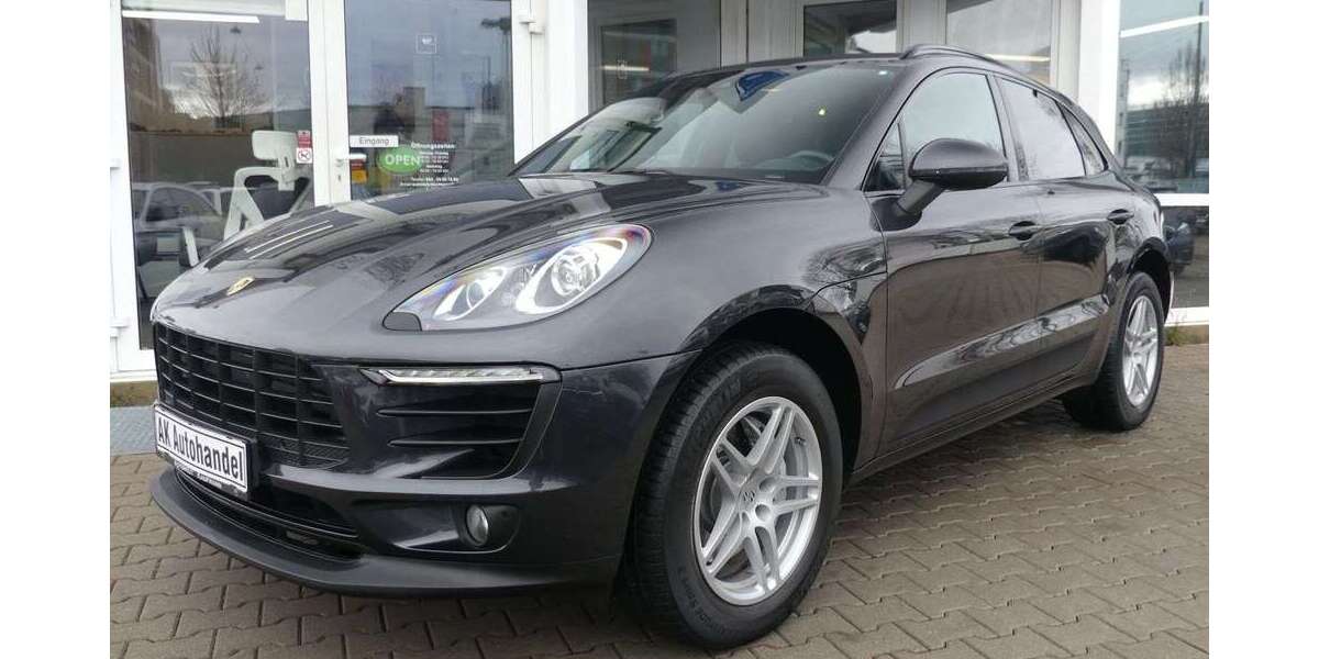 Porsche Macan 106.989 km 32.890 &euro; München 80687