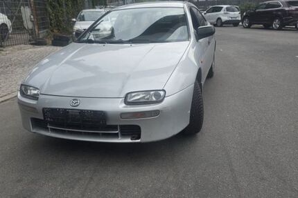 Mazda 323 95.000 km 1.790 &euro; Berlin 13599