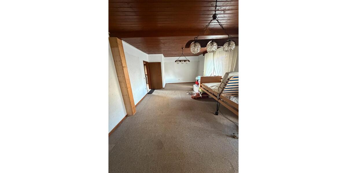 Reihenhaus Wetzlar Altenberger Straße - 8 Zimmer, 188 m&sup2;, 355.000&euro; | Angebot:26039509