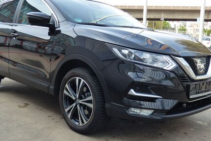 Nissan Qashqai 34.000 km 13.950 &euro; Köln 51105