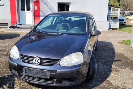 VW Golf 192.000 km 800 &euro; Dettenheim 76706