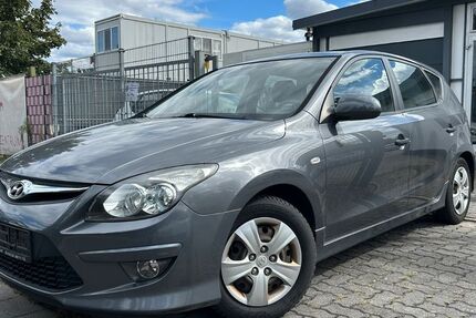 Hyundai i30 140.370 km 4.499 &euro; Hanau 63456