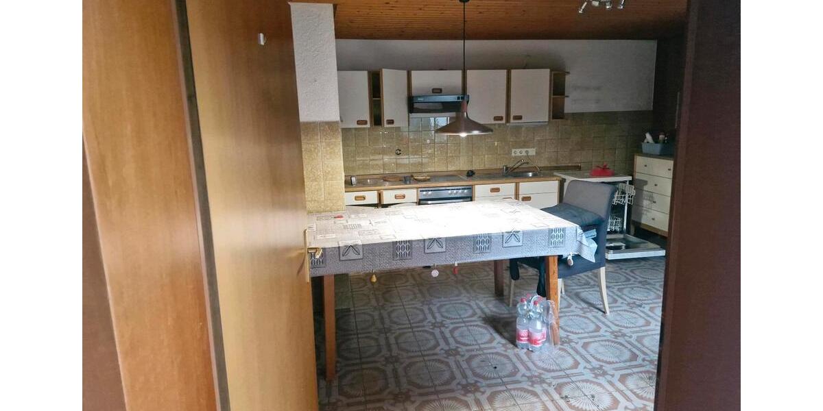 Einfamilienhaus Hallstadt - 11 Zimmer, 450 m&sup2;, 1.400&euro; | Angebot:21621278
