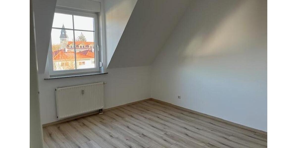 Dachgeschoßwohnung Leipzig Ost - 2 Zimmer, 76 m&sup2;, 685&euro; | Angebot:25432945