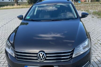 VW Passat Variant 197.250 km 8.300 &euro; Westoverledingen 26810