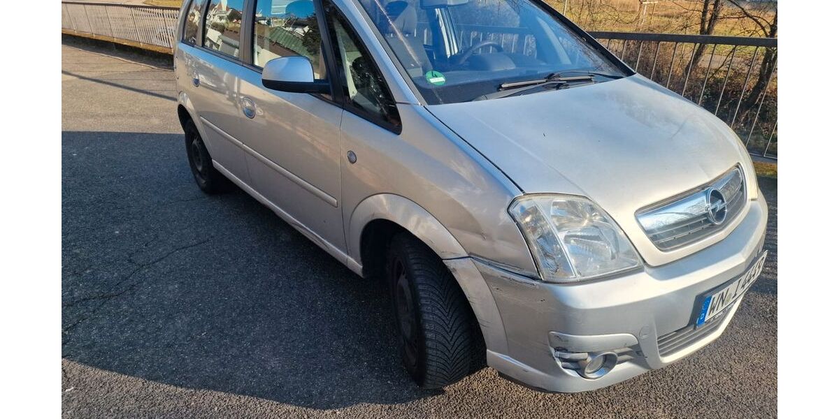 Opel Meriva 88.000 km 2.499 &euro; Weinstadt 71384