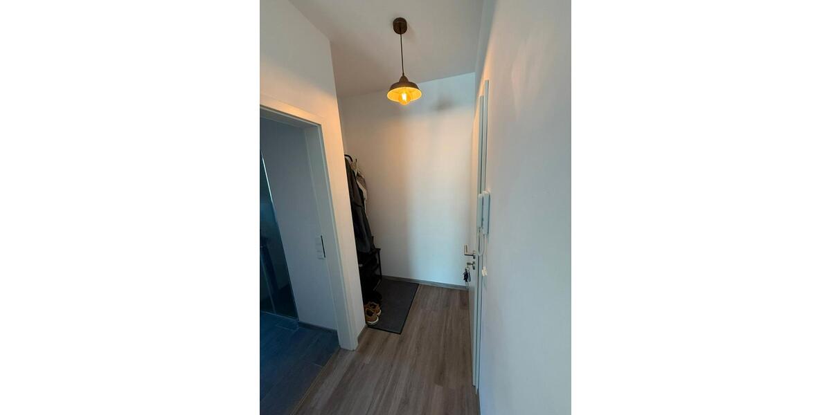 Dachgeschoßwohnung Stade - 3 Zimmer, 80 m&sup2;, 1.120&euro; | Angebot:26479300