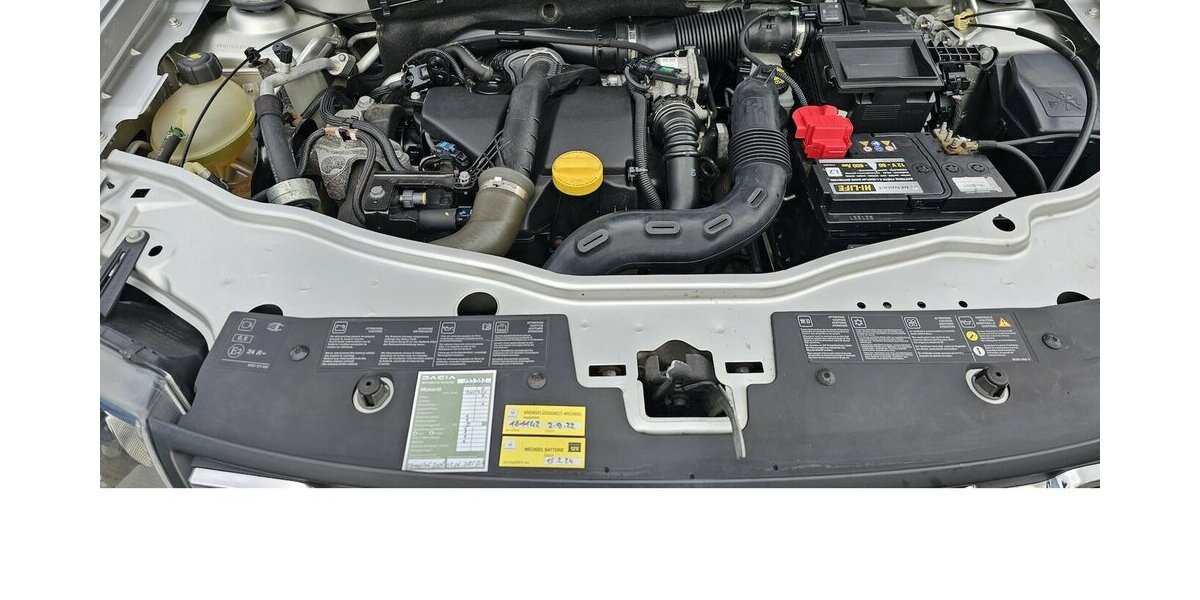Dacia Duster Prestige Diesel Klima+AHK+ Insp+TÜV + NEU 212.900 km 6.445 &euro; Schwalbach/Taunus 65824