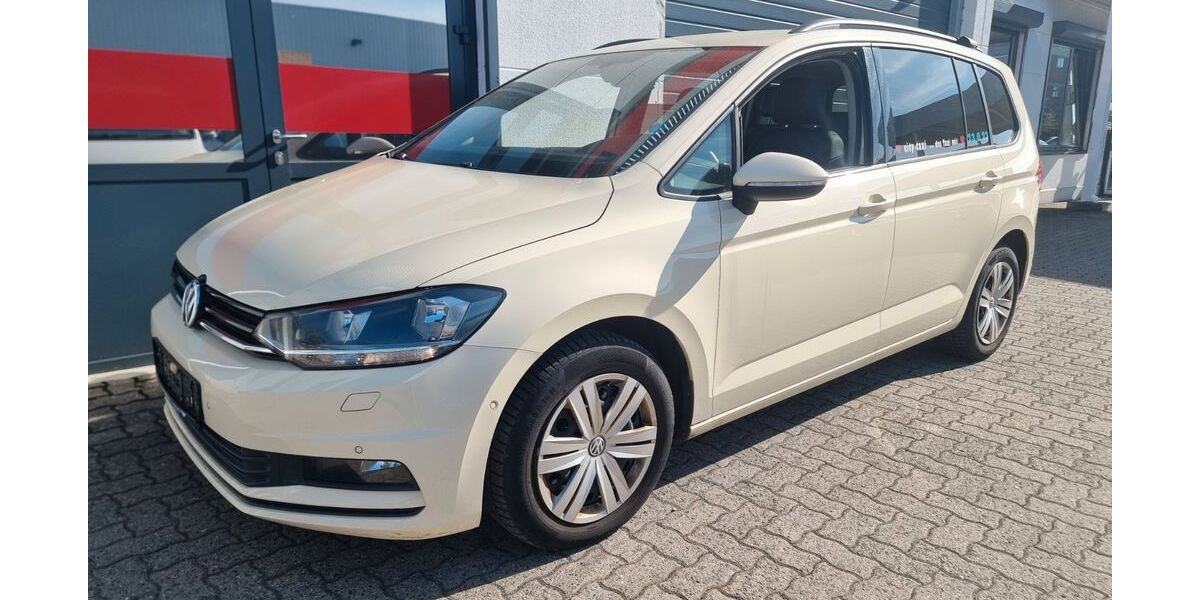 VW Touran 252.490 km 8.495 &euro; Wolfsburg 38446