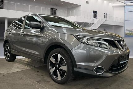 Nissan Qashqai 127.669 km 7.499 &euro; hamburg 20539