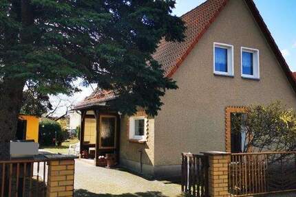 Haus Lauta - 4 Zimmer, 90 m&sup2;, 155.000&euro; | Angebot:25781042