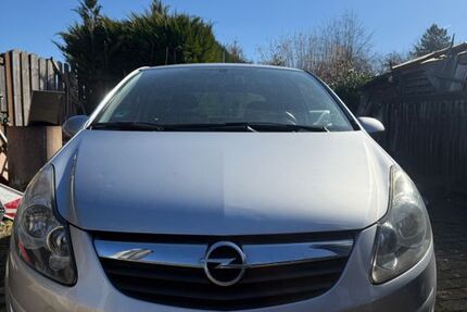Opel Corsa 178.596 km 1.800 &euro; bielefeld 33729