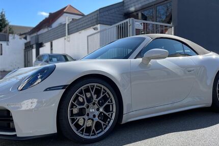 Porsche 992 3.900 km 168.990 &euro; Flörsheim am Main 65439