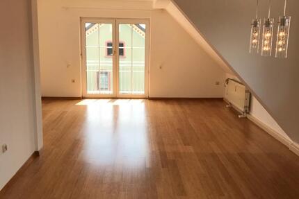 Gepflegte 4,5-Zi Wohnung DG in Lauda-Königshofen 4.5 zimmer