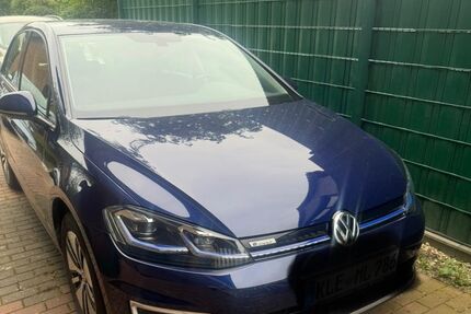 VW Golf 59.000 km 14.400 &euro; Kranenburg 47559