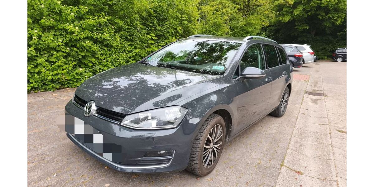 VW Golf 113.000 km 10.500 &euro; Brakel 33034