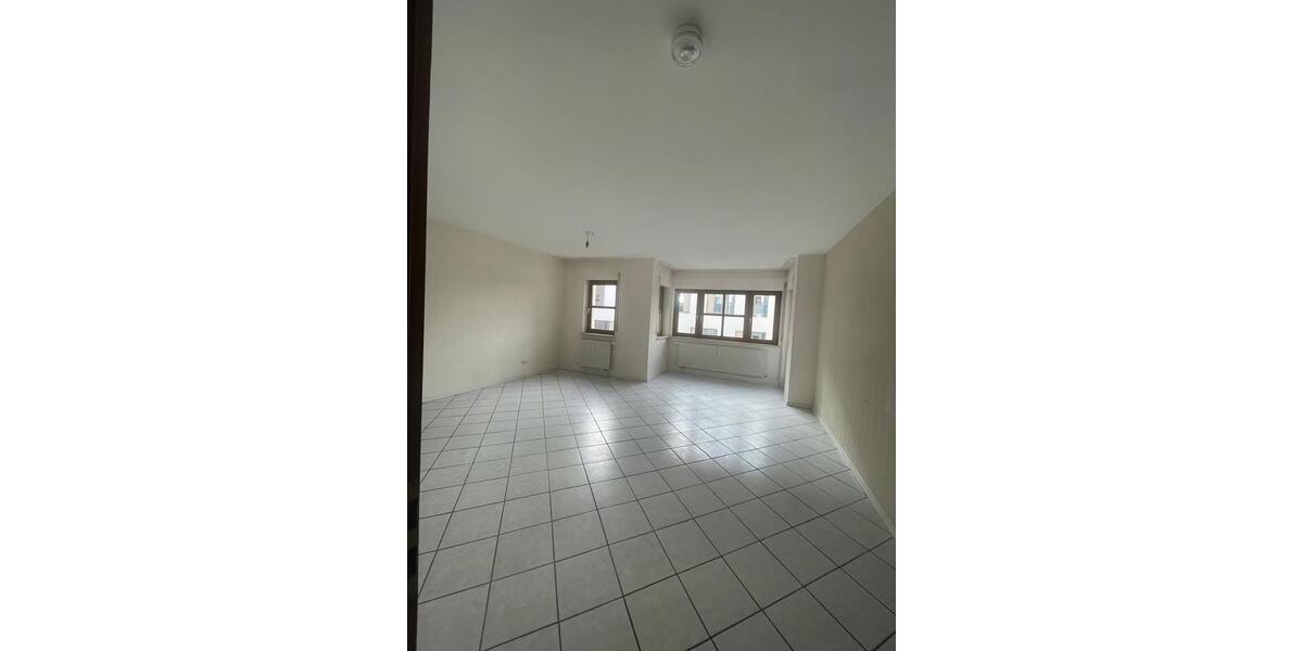 Etagenwohnung Schlüchtern - 3 Zimmer, 93 m&sup2;, 850&euro; | Angebot:26386394