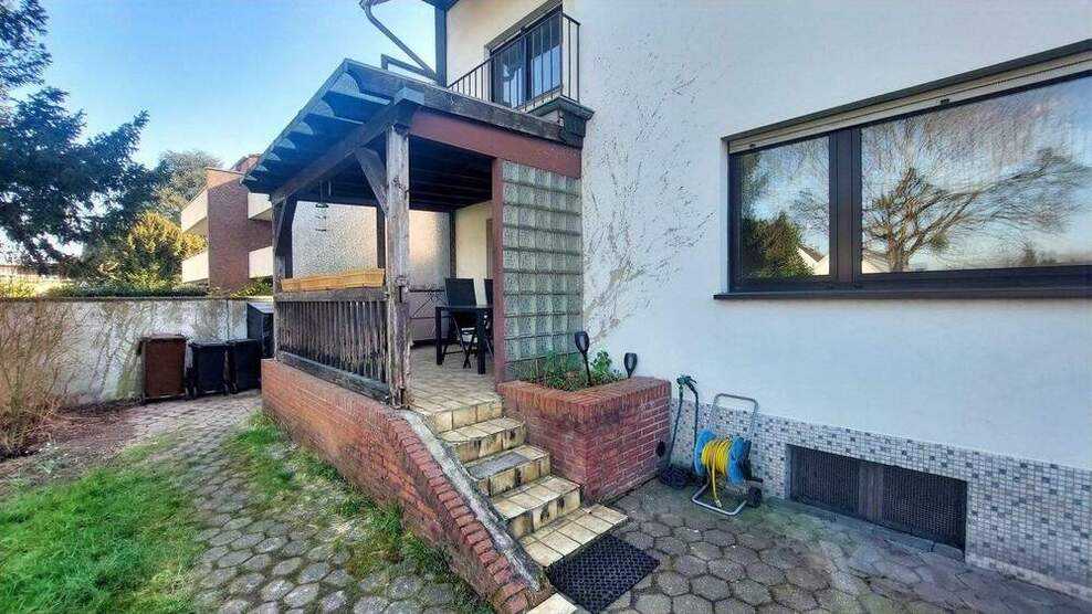 *** Geräumige Erdgeschosswohnung in gepflegtem Dreiparteienhaus *** 3 zimmer