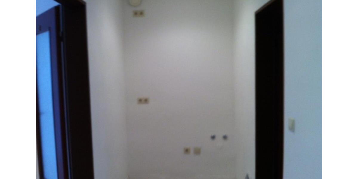 Gewerbeobjekt Kösching - 3 Zimmer, 71 m&sup2;, 895&euro; | Angebot:23510475