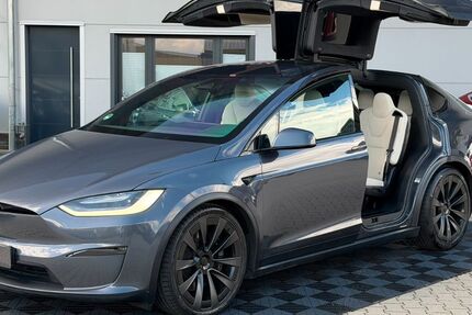 Tesla Model X 68.333 km 79.750 &euro; Emsbüren 48488