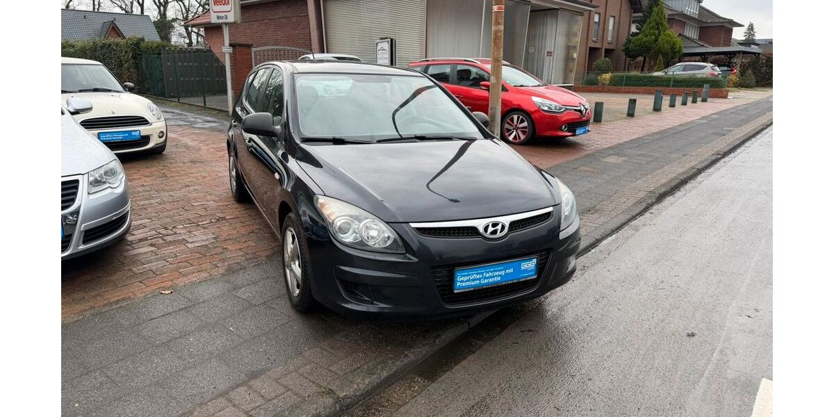 Hyundai i30 214.000 km 2.690 &euro; Löningen 49624