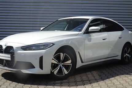 BMW i4 72.439 km 31.325 &euro; Bietigheim-Bissingen 74321