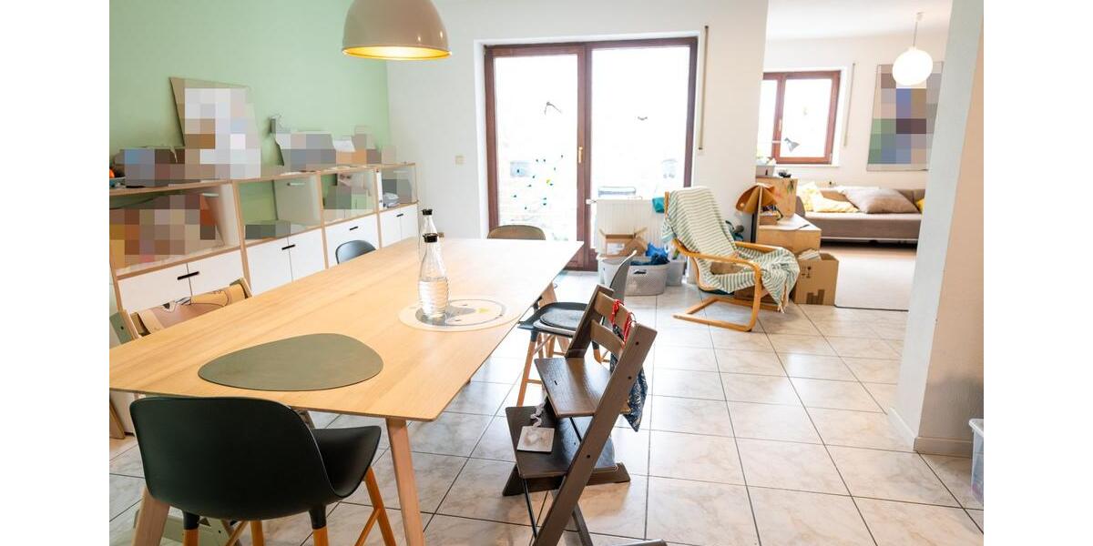 Reihenhaus Würzburg Lengfeld - 4 Zimmer, 109 m&sup2;, 1.370&euro; | Angebot:25419695