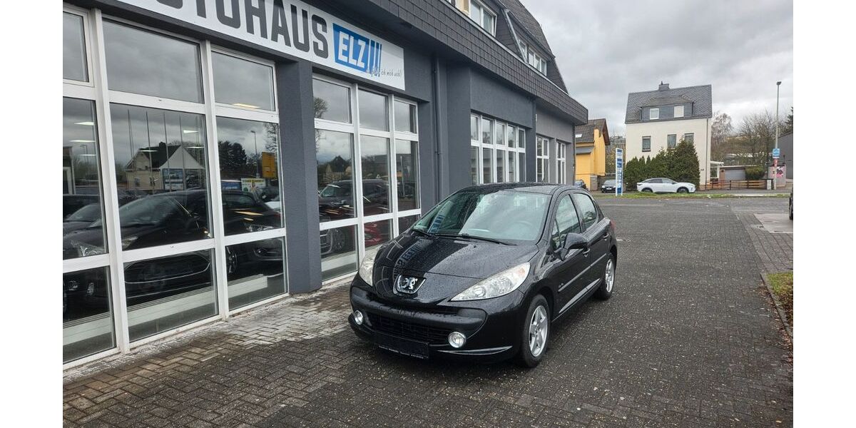 Peugeot 207 171.000 km 1.990 &euro; Limburg an der Lahn 65556