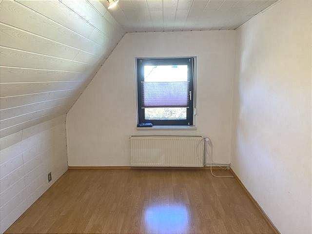 DHH mit schönem Garten in Eisleben