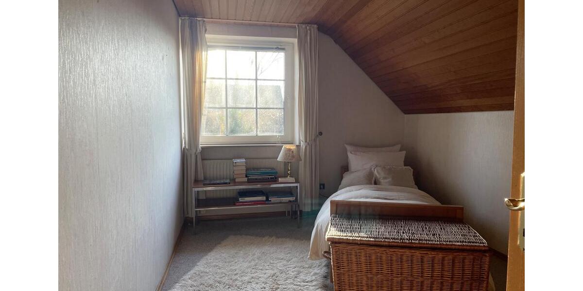 Einfamilienhaus Westerstede - 5 Zimmer, 208 m&sup2;, 1.550&euro; | Angebot:24857839