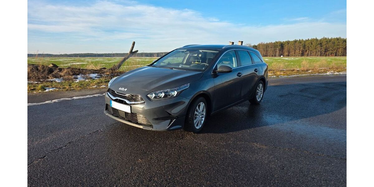 Kia ceed Sportswagon 12.500 km 26.499 &euro; Luckenwalde 14943
