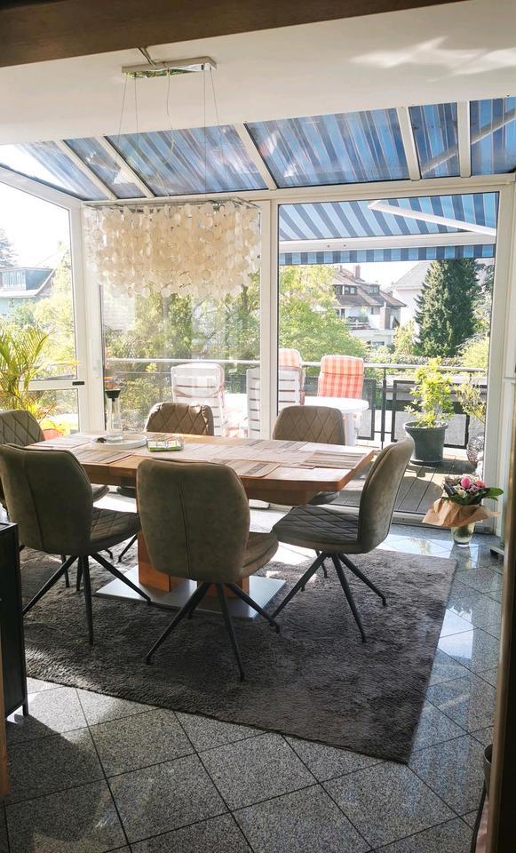 Altbau mit traumhaftem Wintergarten & Dachterrasse - Top Lage