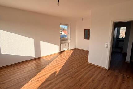 Wohnung Ebern - 3 Zimmer, 85 m&sup2;, 880&euro; | Angebot:25271571