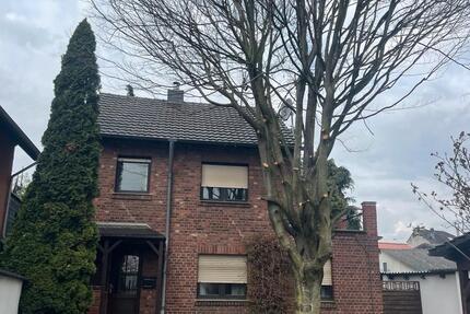 Haus Pulheim - 5 Zimmer, 169 m&sup2;, 2.050&euro; | Angebot:25475539