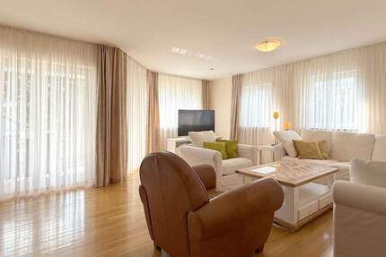 Wohnung Rosbach vor der Höhe Nieder-Rosbach - 6 Zimmer, 162 m&sup2;, 398.000&euro; | Angebot:25389390