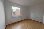 2-Zimmer-Wohnung mit Garage in gepflegtem Mehrfamilienhaus! (AK-4904)