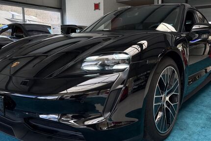 Porsche Taycan 177.537 km 47.999 &euro; Freudenberg 57258