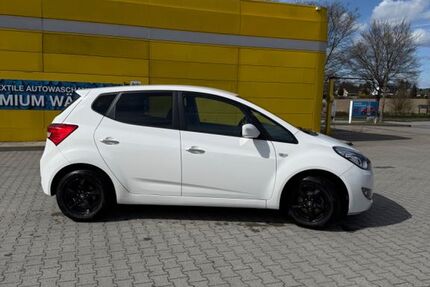 Hyundai ix20 55.000 km 9.390 &euro; Berlin 13057